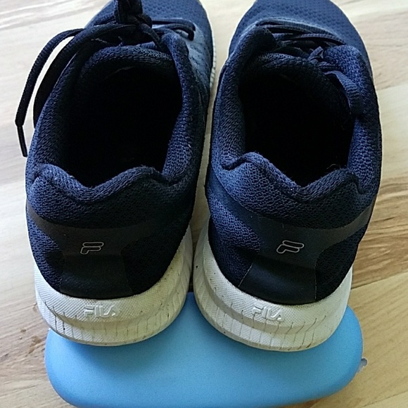 🌷2/$15 Fila Women's Training shoes - Picture 4 of 7